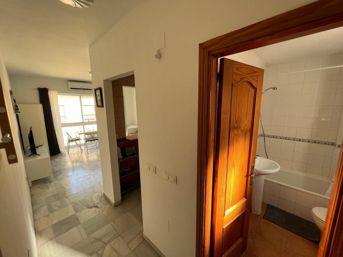 Genuar Apartments Malaga Center 3 エクステリア 写真