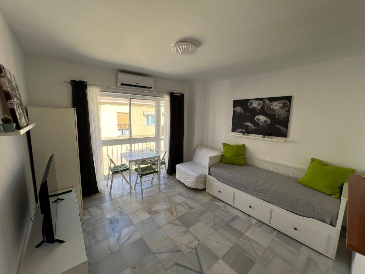 Genuar Apartments Malaga Center 3 エクステリア 写真