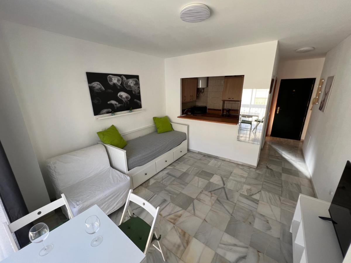 Genuar Apartments Malaga Center 3 エクステリア 写真