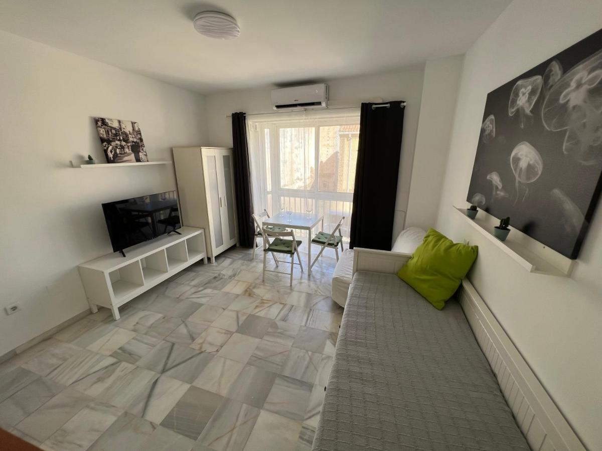 Genuar Apartments Malaga Center 3 エクステリア 写真